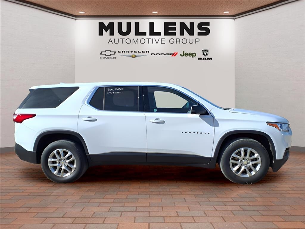 Used 2021 Chevrolet Traverse LS SUV