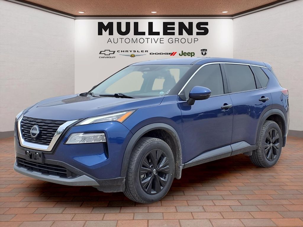 2022 Nissan Rogue SV