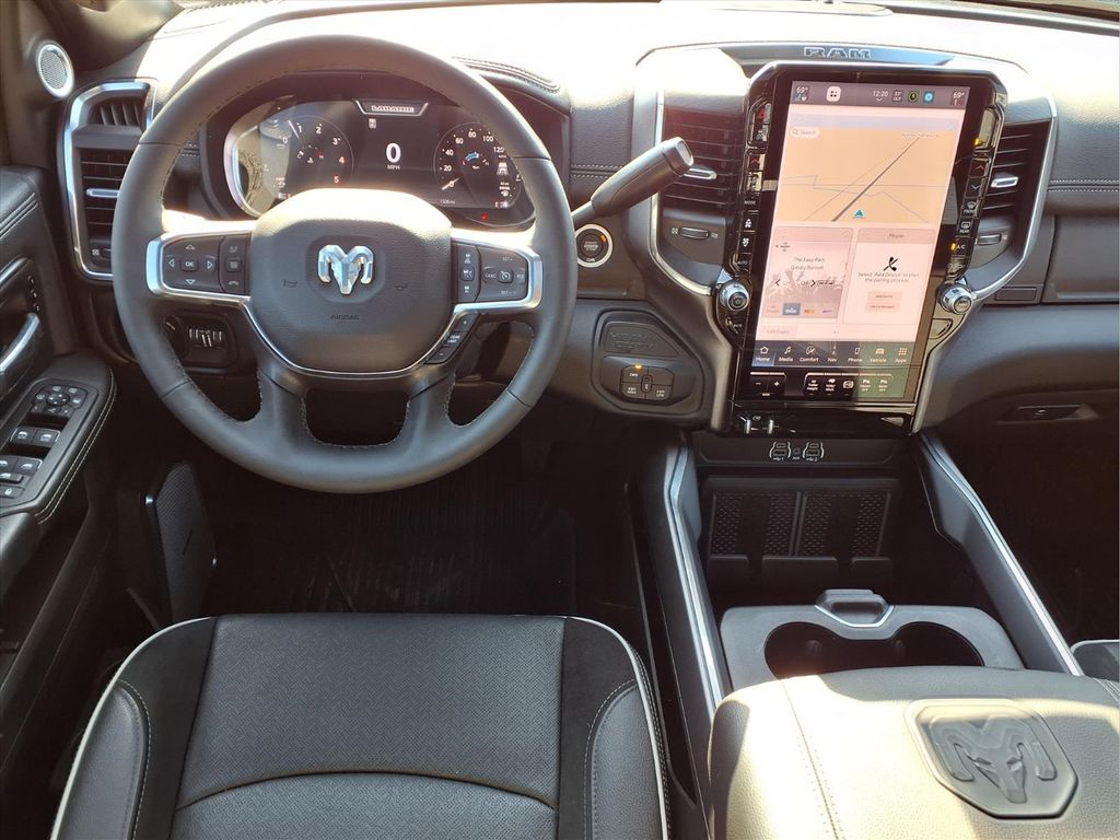 2025 RAM 3500 Laramie - Photo 12