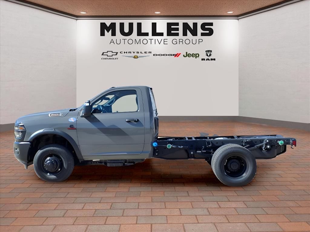 2026 RAM 3500 Chassis Tradesman - Photo 8