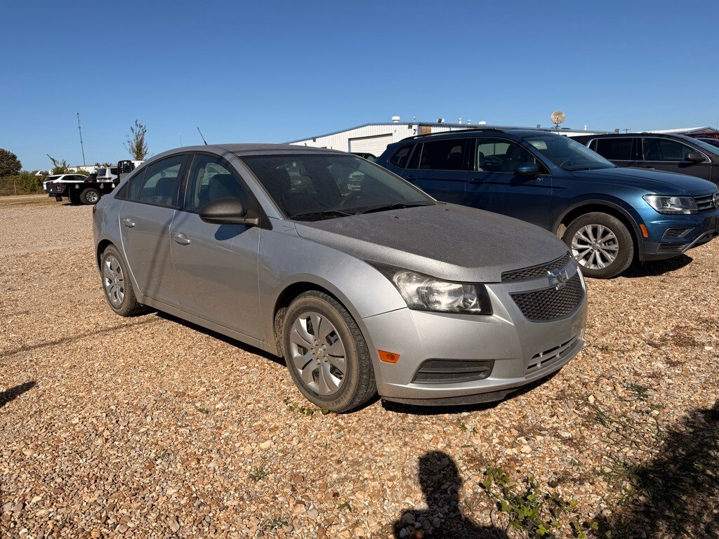 Used 2014 Chevrolet Cruze LS Sedan
