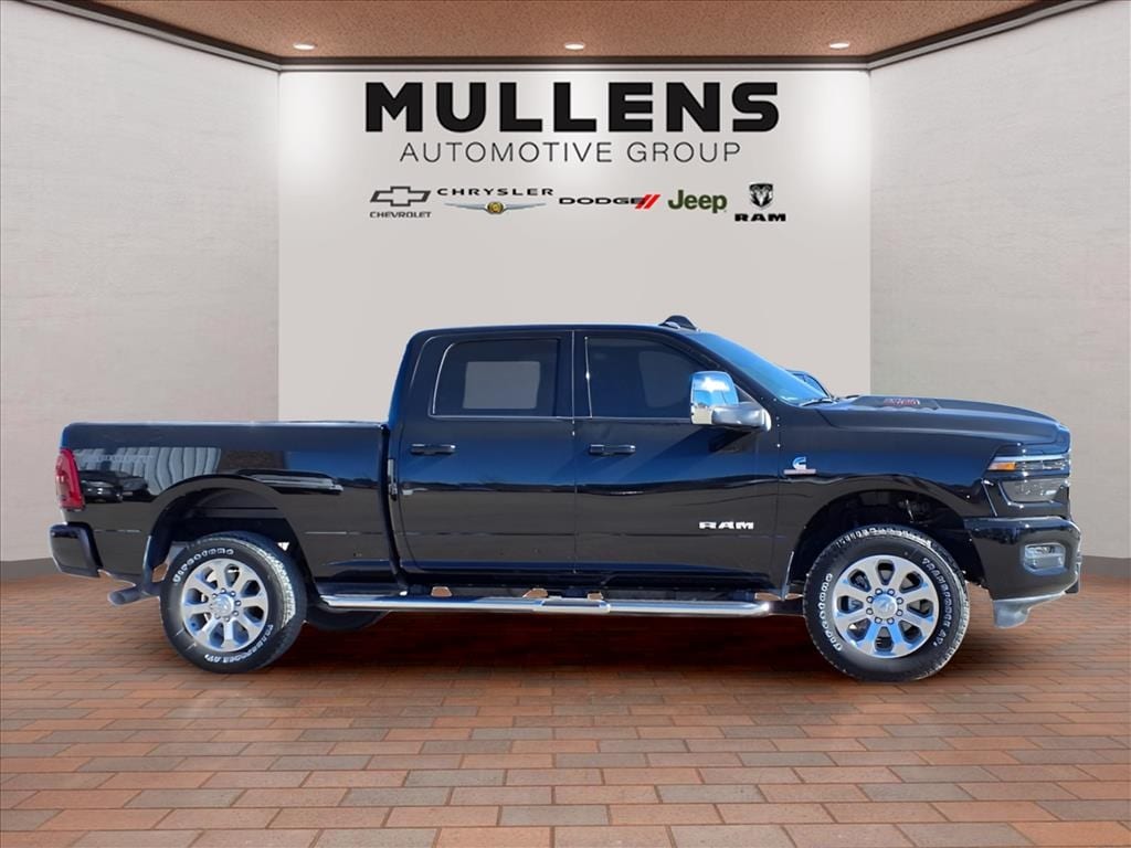 New 2025 Ram 2500 LARAMIE CREW CAB 4X4 6'4 BOX Pickup