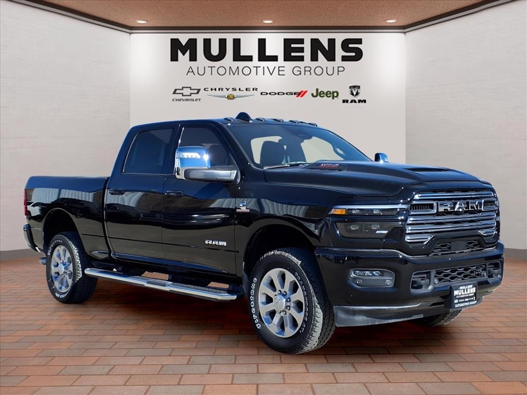 New 2025 Ram 2500 LARAMIE CREW CAB 4X4 6'4 BOX Pickup