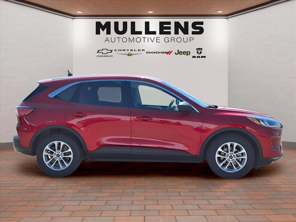 Used 2022 Ford Escape SE SUV