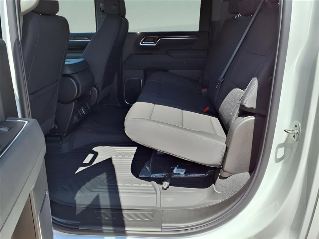 2025 Chevrolet Silverado 2500 HD LT - Photo 22