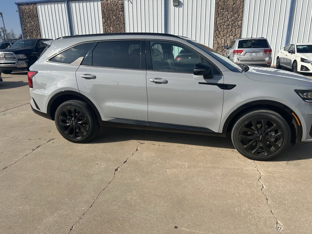 Used 2022 Kia Sorento SX SUV