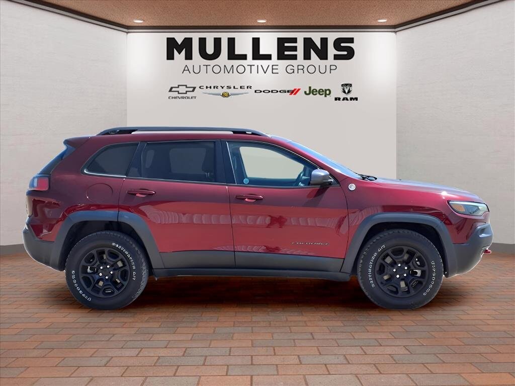 Used 2021 Jeep Cherokee Trailhawk SUV