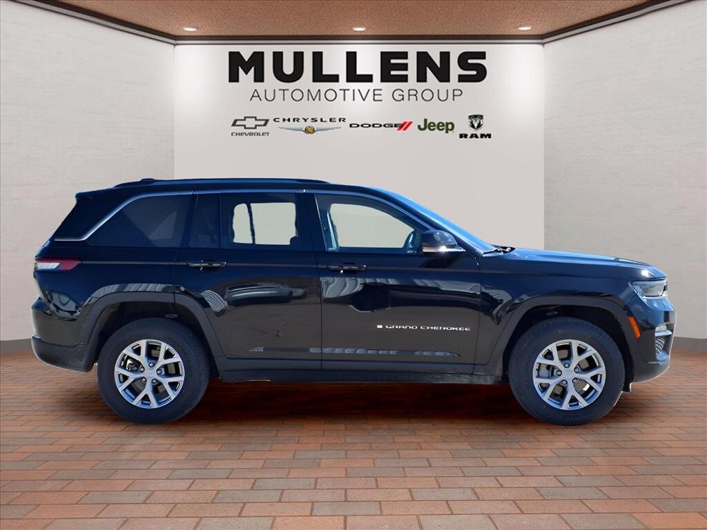 Used 2022 Jeep Grand Cherokee Limited SUV