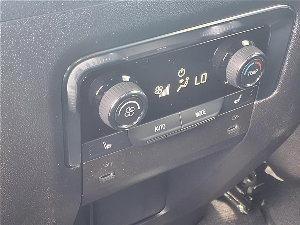2026 Chevrolet Tahoe Premier - Photo 22