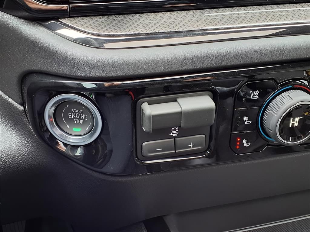 2026 Chevrolet Silverado 1500 ZR2 - Photo 15