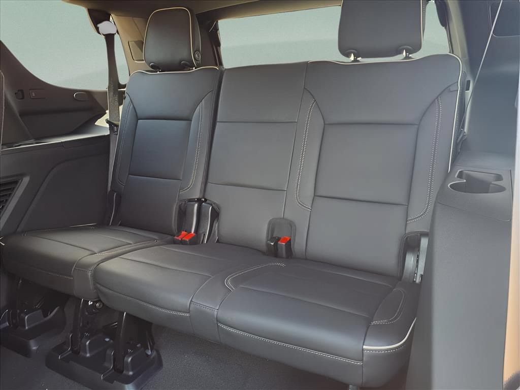 2026 Chevrolet Tahoe Premier - Photo 25