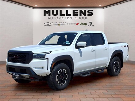 2023 Nissan Frontier PRO-4X Truck Crew Cab