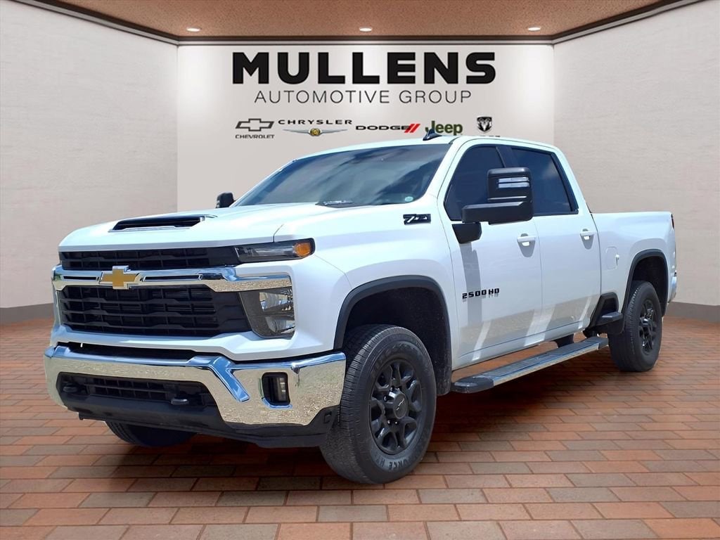 2025 Chevrolet Silverado 2500 HD Truck Crew Cab 