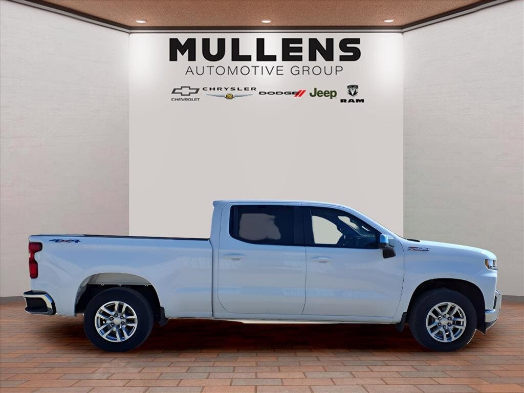 Used 2020 Chevrolet Silverado 1500 LT Truck Crew Cab