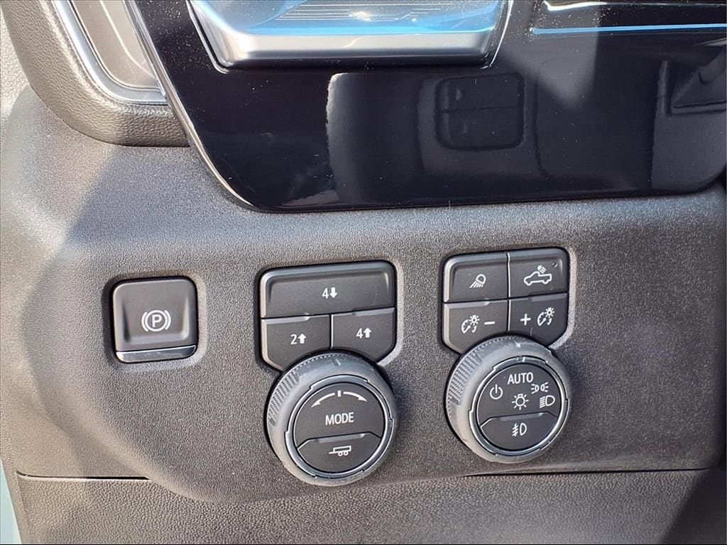 2026 Chevrolet Silverado 3500 HD LT - Photo 18
