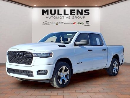 2025 Ram 1500 Tradesman Truck Crew Cab