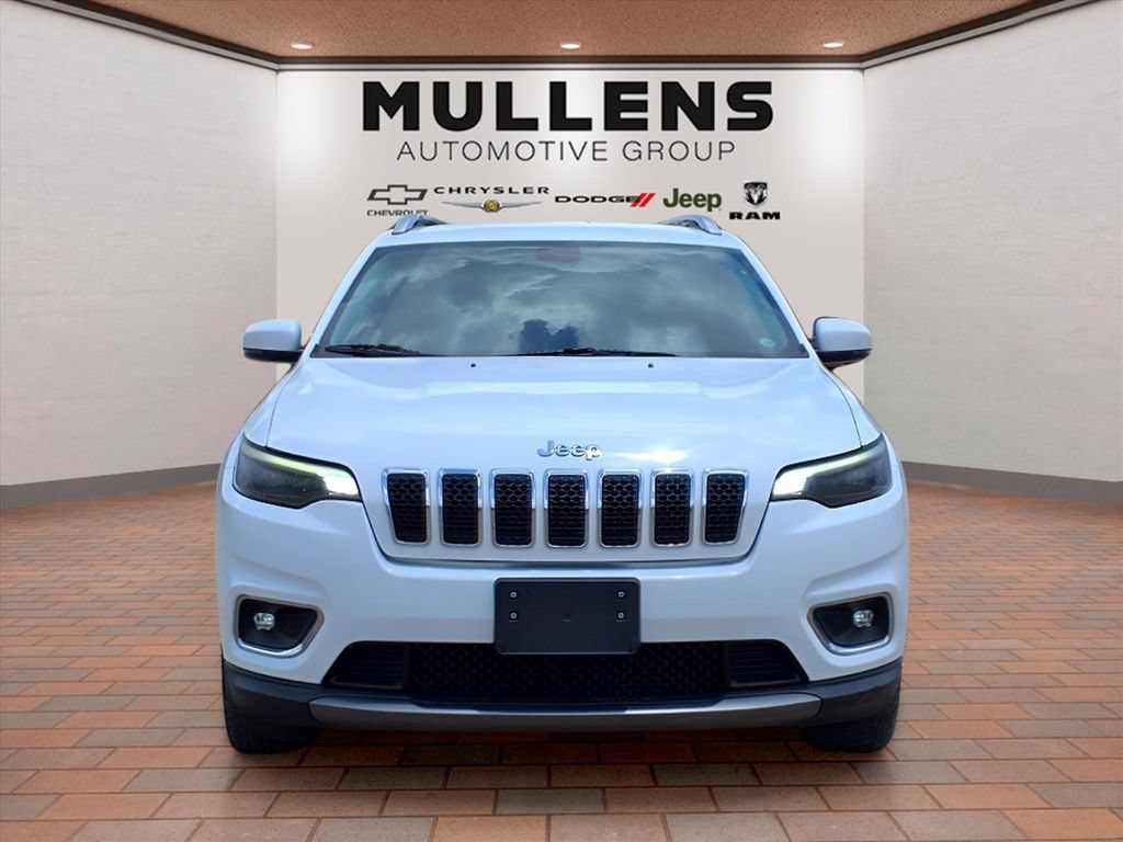 Used 2019 Jeep Cherokee Limited with VIN 1C4PJLDB9KD300639 for sale in Checotah, OK