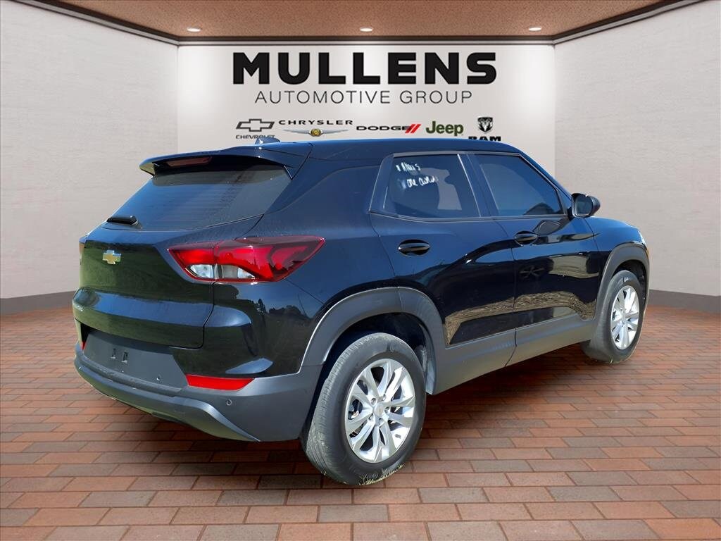 Used 2023 Chevrolet Trailblazer LS SUV