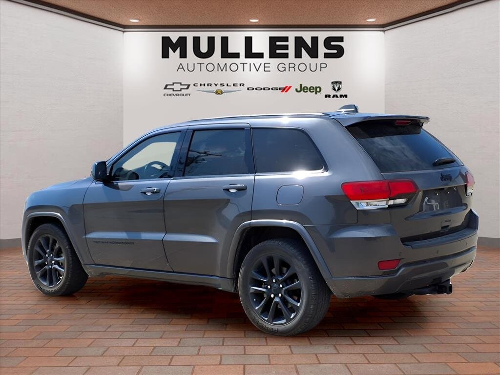Used 2021 Jeep Grand Cherokee Laredo X SUV