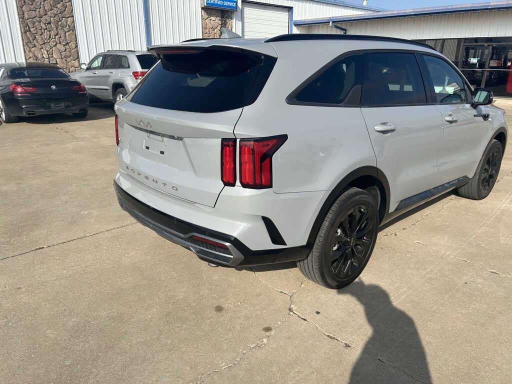 Used 2022 Kia Sorento SX SUV