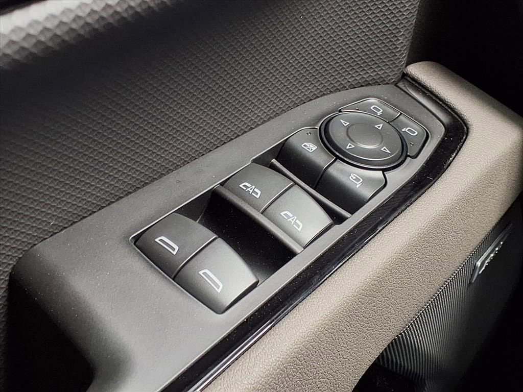 2026 Chevrolet Silverado 1500 ZR2 - Photo 17
