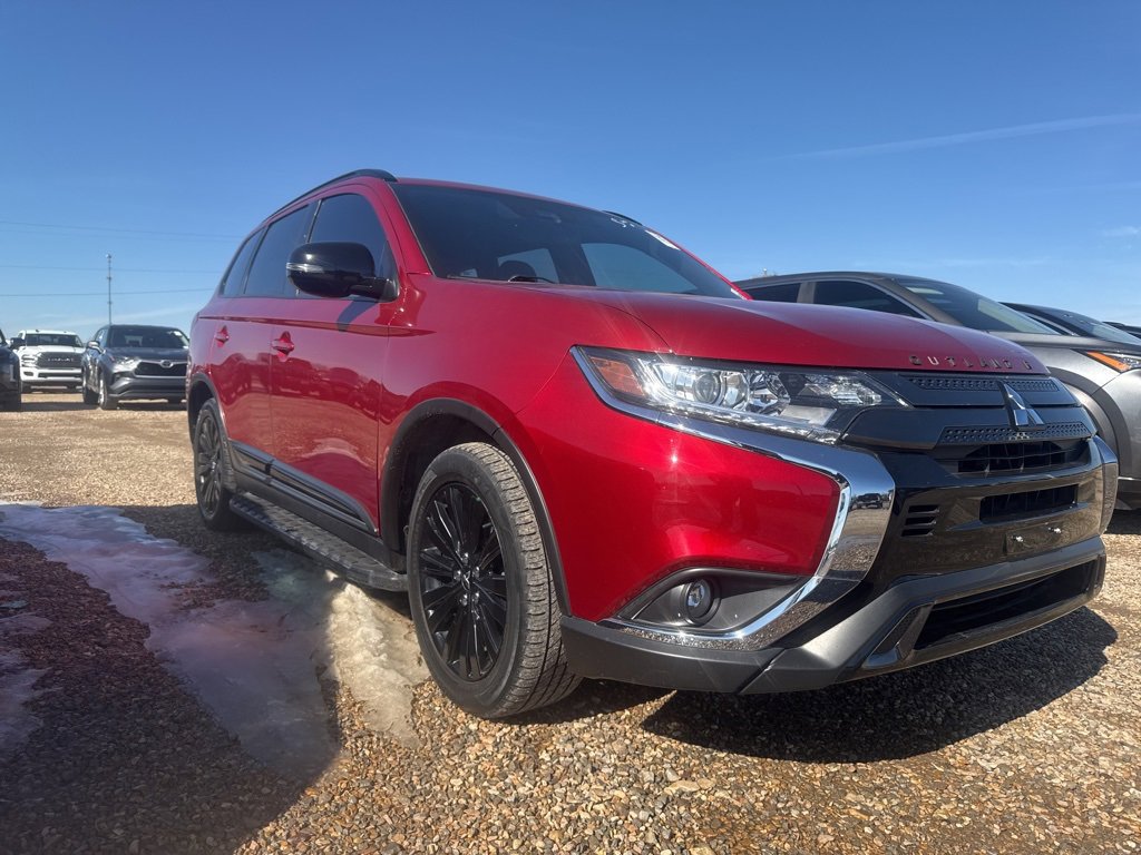 2020 Mitsubishi Outlander LE