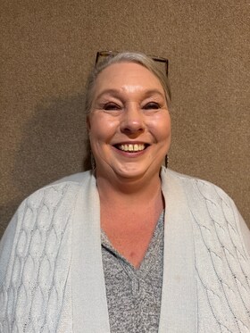 Staff member Derena Carter from ID_407a73