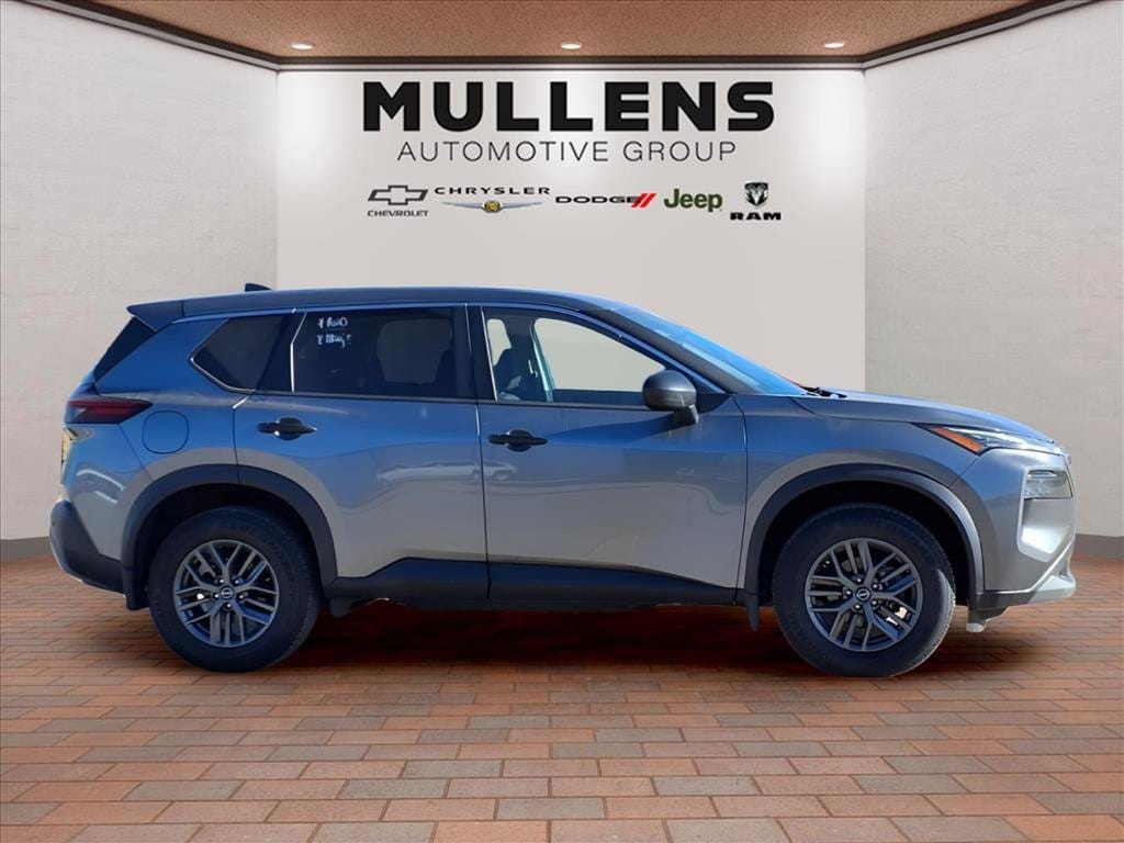 Used 2023 Nissan Rogue S SUV