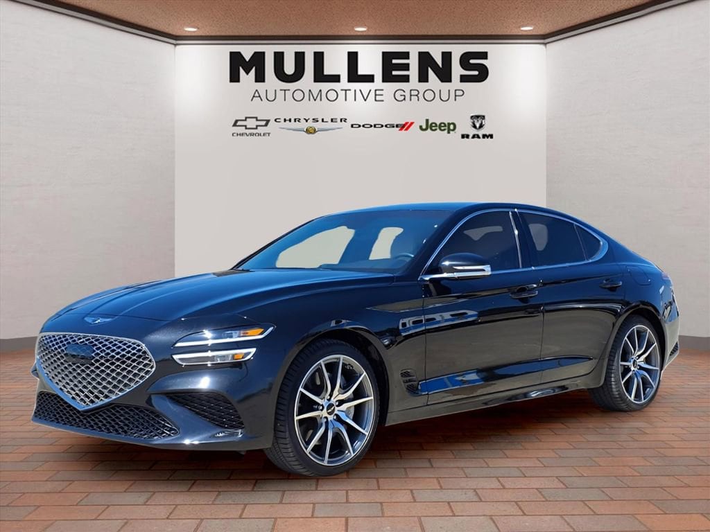2024 Genesis G70 2.5T Standard's photo