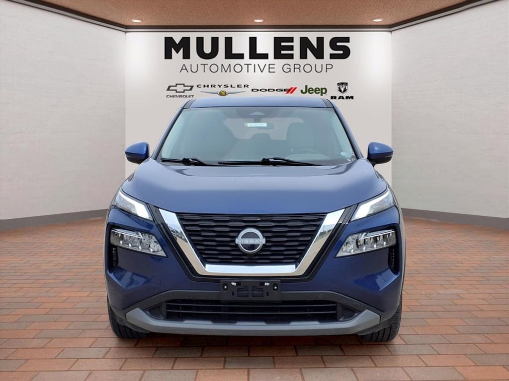 Used 2022 Nissan Rogue SV with VIN 5N1BT3BA0NC722741 for sale in Checotah, OK
