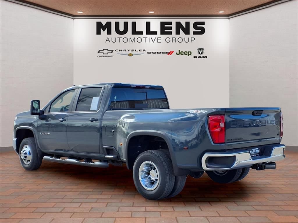 2026 Chevrolet Silverado 3500 HD LT - Photo 7
