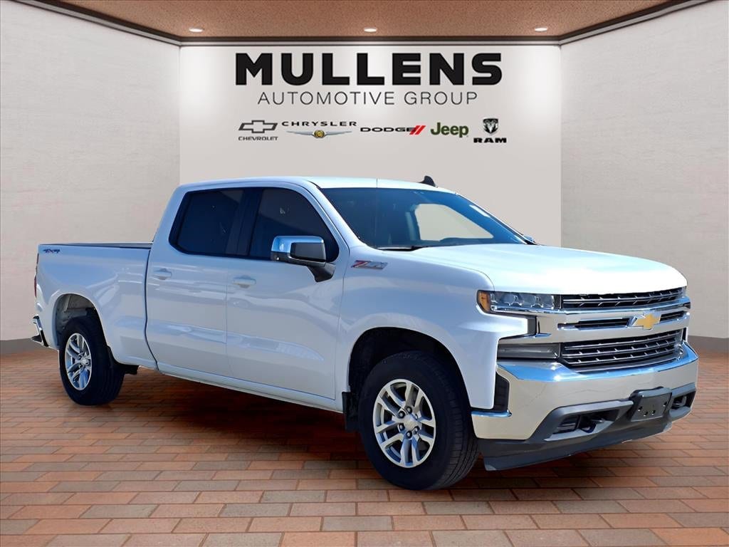 Used 2020 Chevrolet Silverado 1500 LT Truck Crew Cab