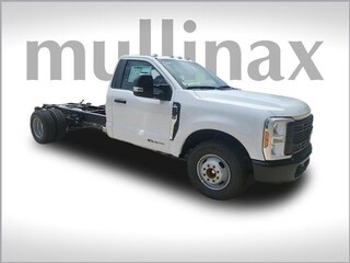 2023 Ford F-350 Chassis Truck Regular Cab