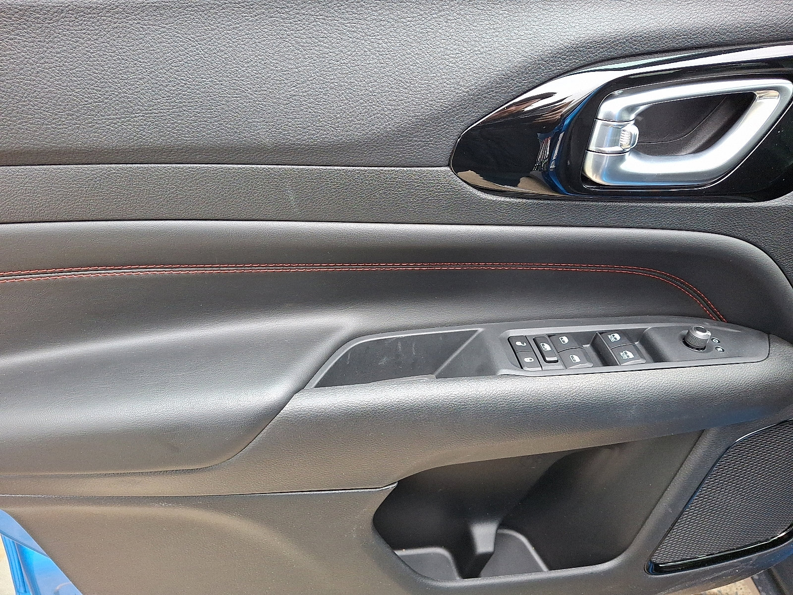 2026 Jeep Compass Trailhawk - Photo 8