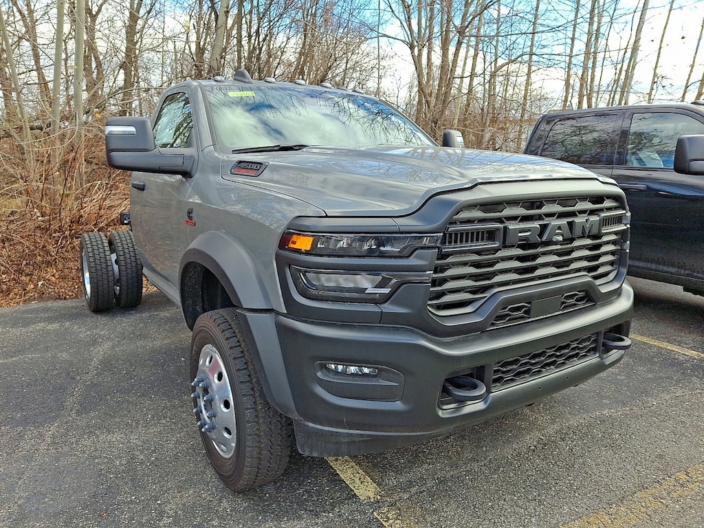 New 2026 Ram 4500 Chassis Cab TRADESMAN REGULAR 4X4 60' CA Pickup