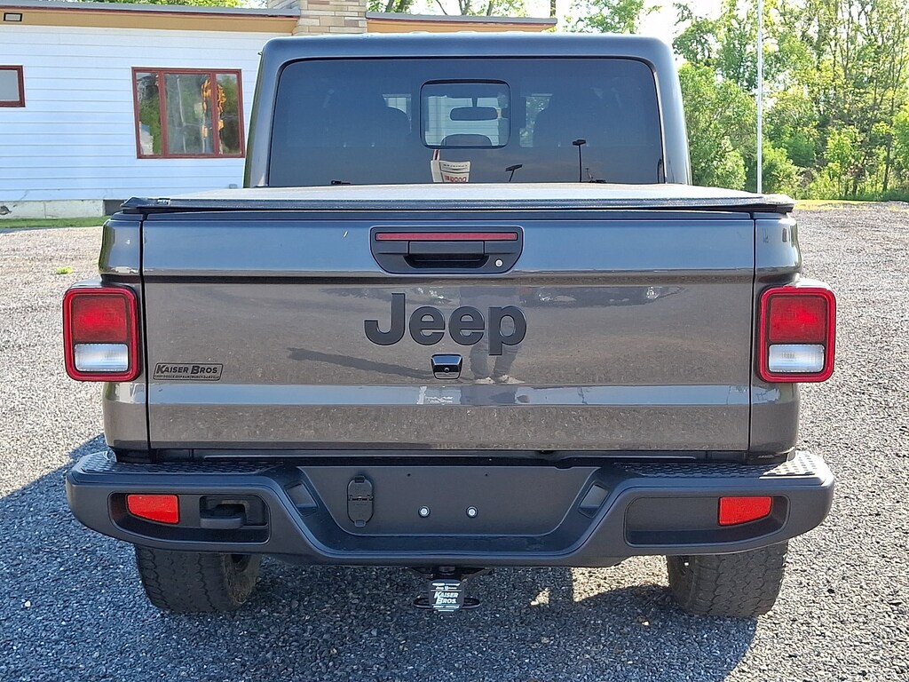 Used 2024 Jeep Gladiator Nighthawk Nighthawk 4x4