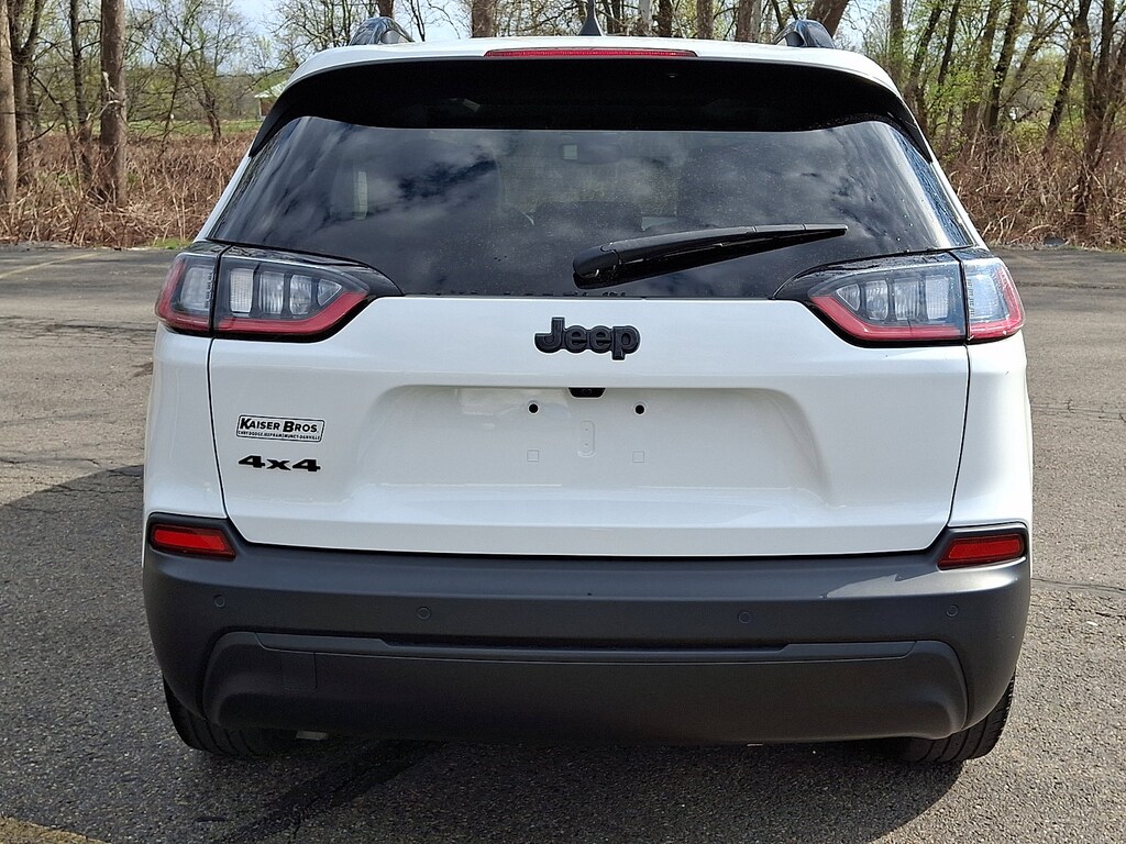 Used 2023 Jeep Cherokee Altitude Lux Altitude Lux 4x4