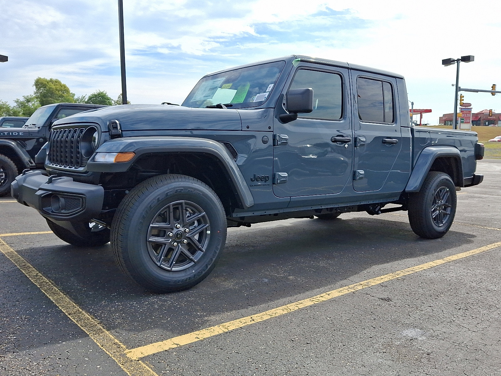 2025 Jeep Gladiator