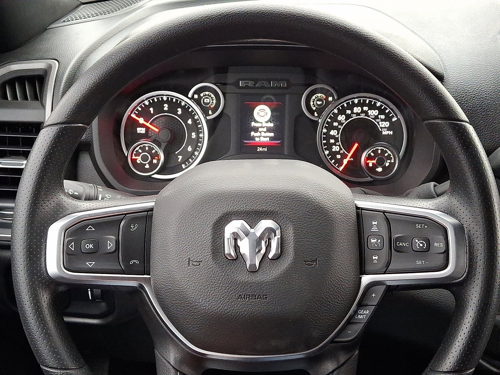 2026 RAM 2500 Tradesman - Photo 12