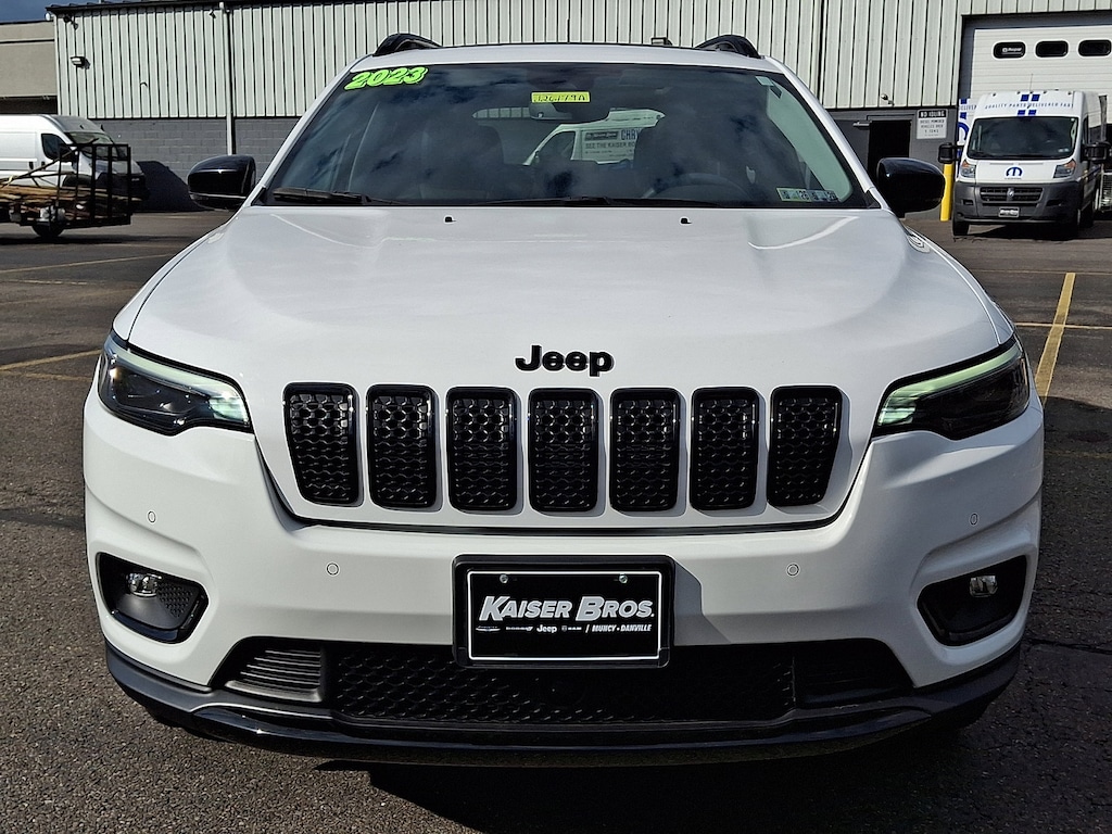 Used 2023 Jeep Cherokee Altitude Lux Altitude Lux 4x4