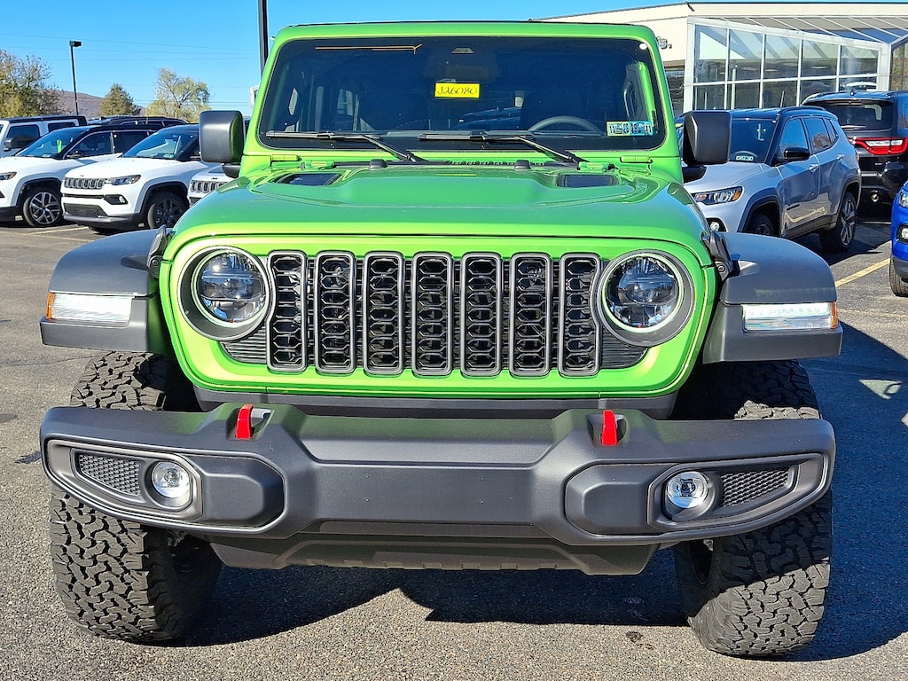 New 2026 Jeep Wrangler 4-DOOR RUBICON Sport Utility