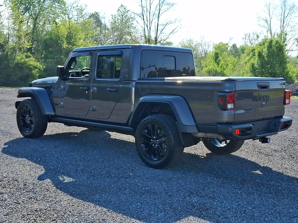 Used 2024 Jeep Gladiator Nighthawk Nighthawk 4x4