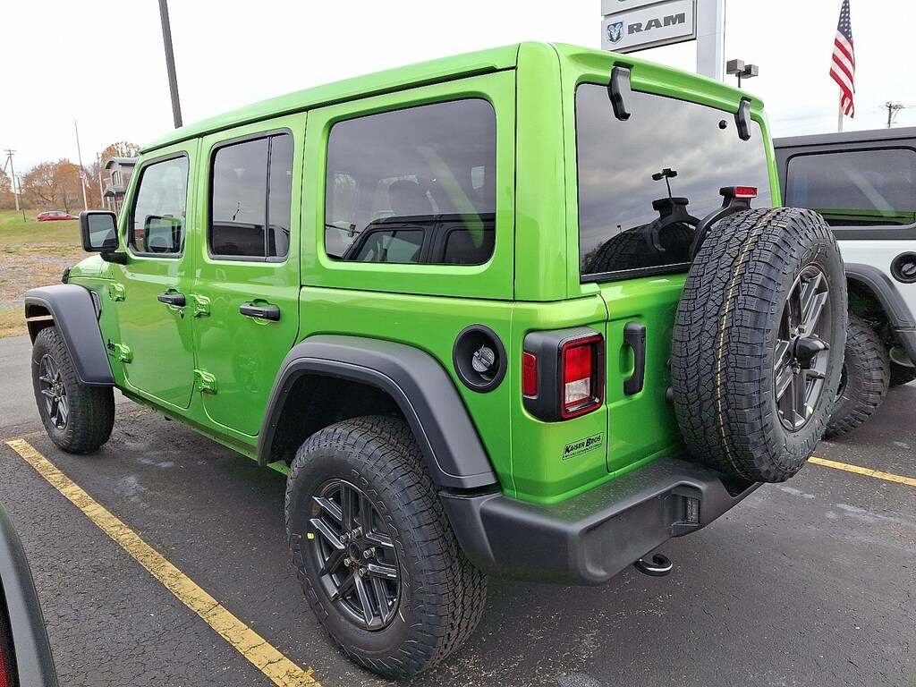 New 2026 Jeep Wrangler 4-DOOR SPORT S Sport Utility