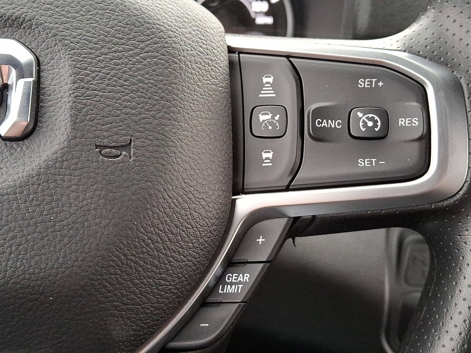 2026 RAM 2500 Tradesman - Photo 14