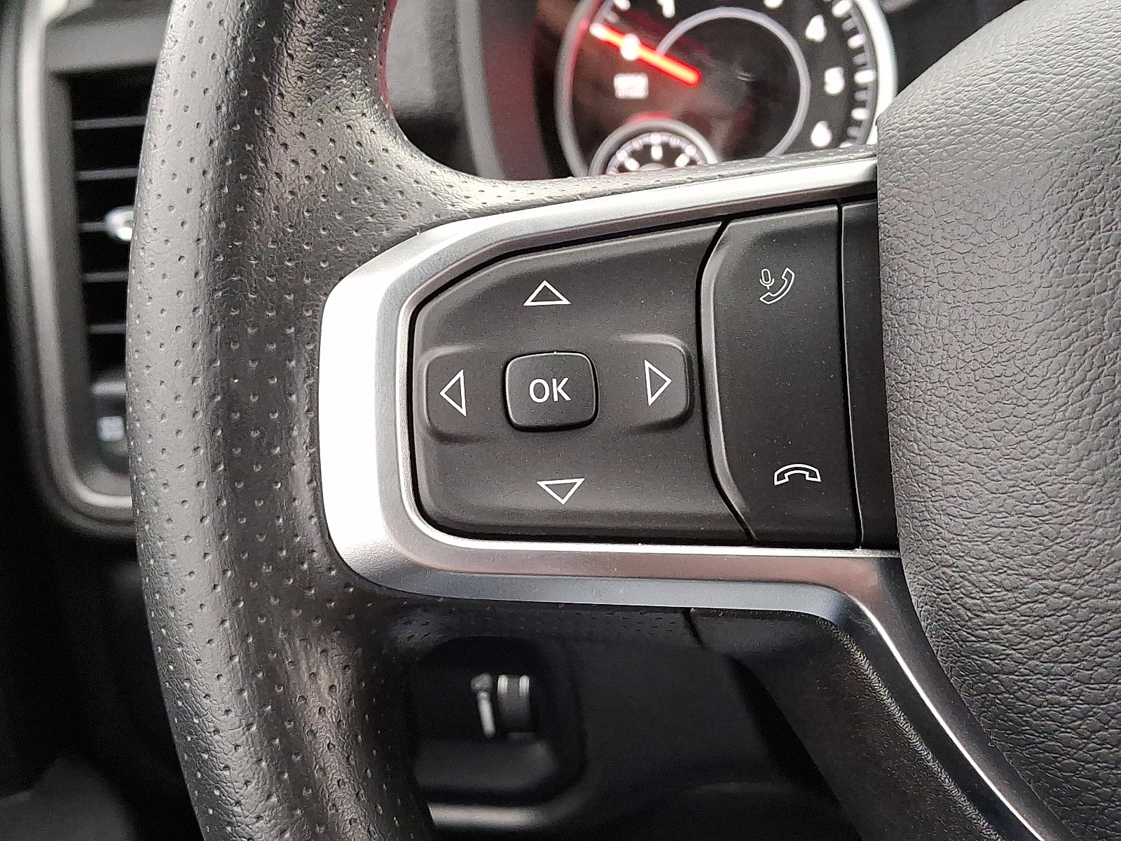 2026 RAM 2500 Tradesman - Photo 13