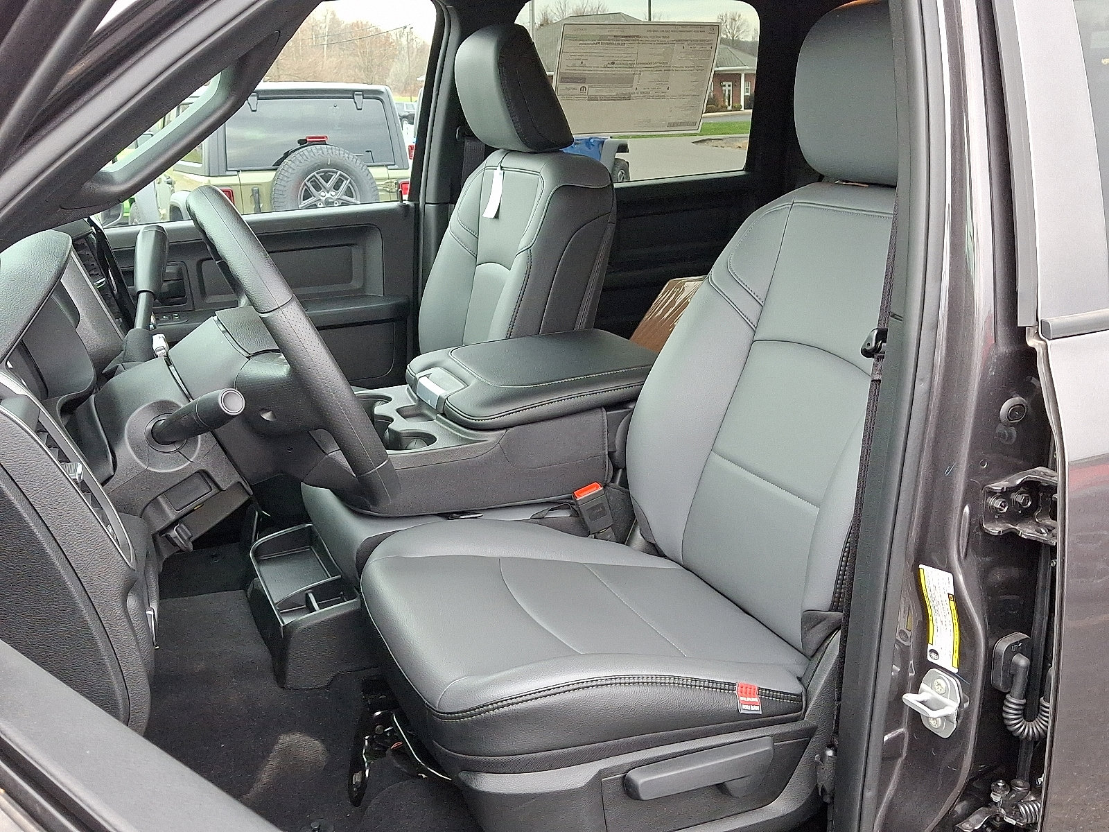 2026 RAM 2500 Tradesman - Photo 9