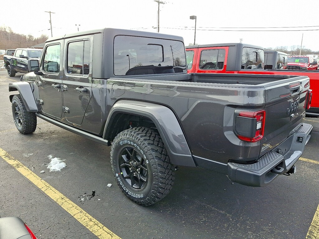 New 2026 Jeep Gladiator WILLYS 4X4 Pickup