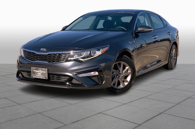 2020 Kia Optima LX's photo