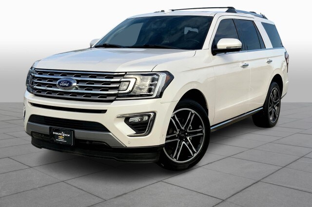 2019 Ford Expedition Limited's photo