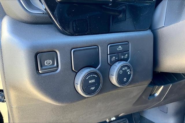 2023 Chevrolet Silverado 1500 LT - Photo 19